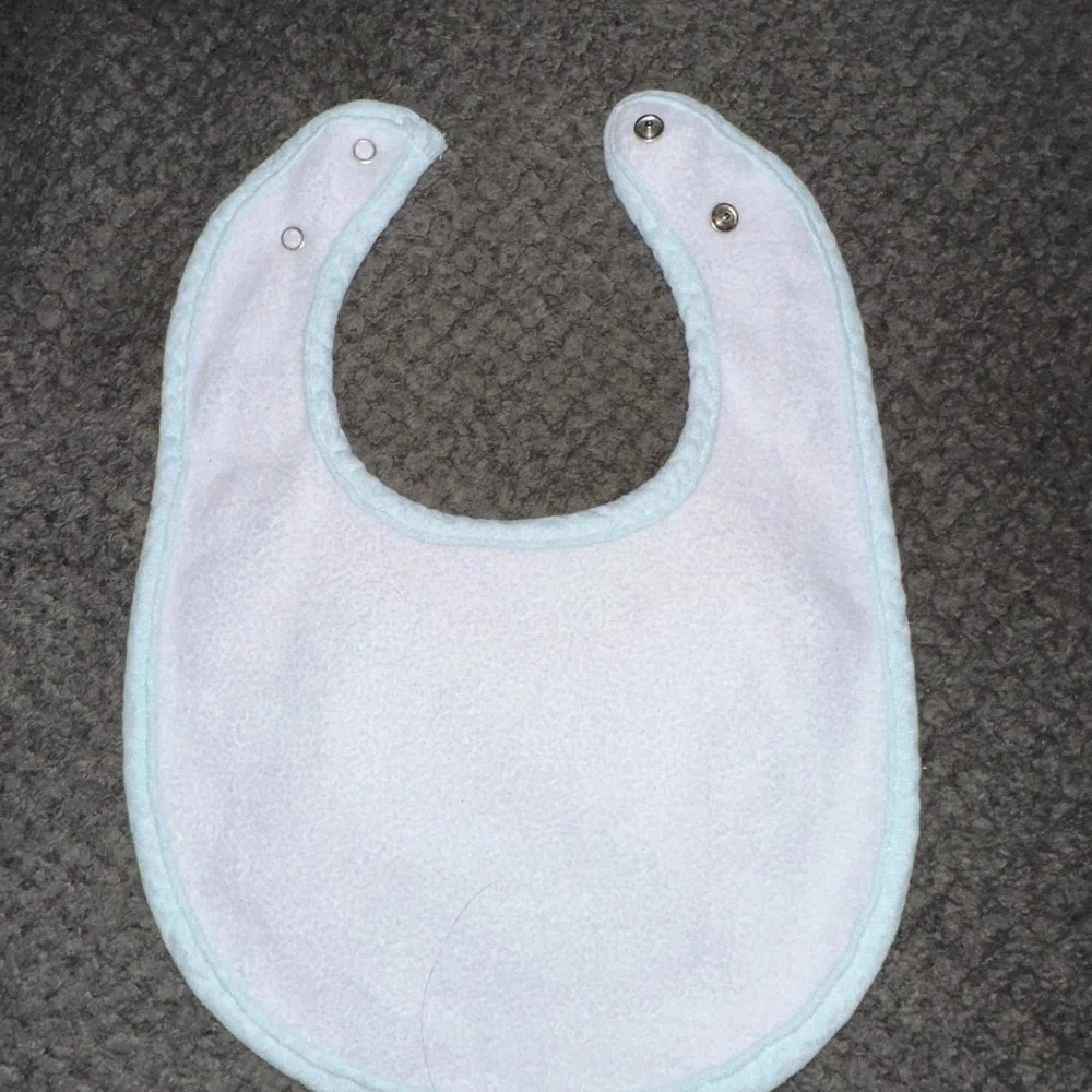 NEW Handcrafted Light Blue Baby Bib with Pink Piglet Design - Kids Accessories